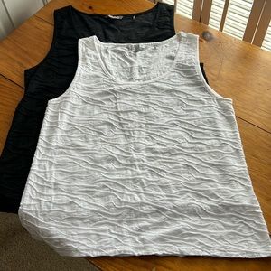 Toad & Co Tanks (2 pieces)